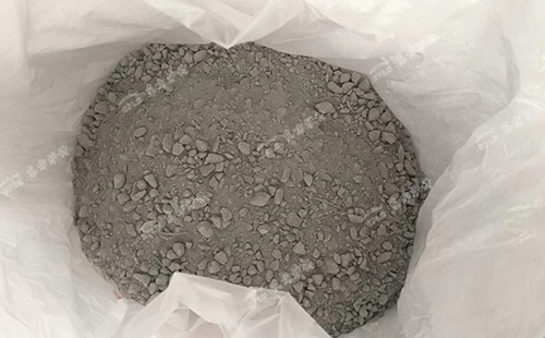 鍋爐內襯使用耐火澆注料施工
