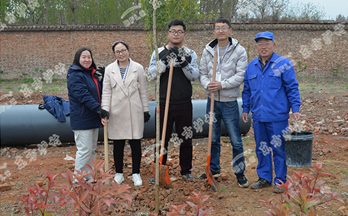 植樹活動 | 綠水青山就是金山銀山，東方爐襯組織員工義務植樹